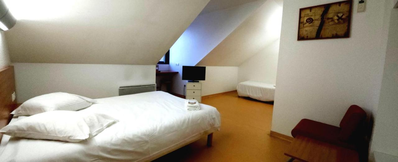 Beddy-Bye Hotel Contrexéville Dış mekan fotoğraf