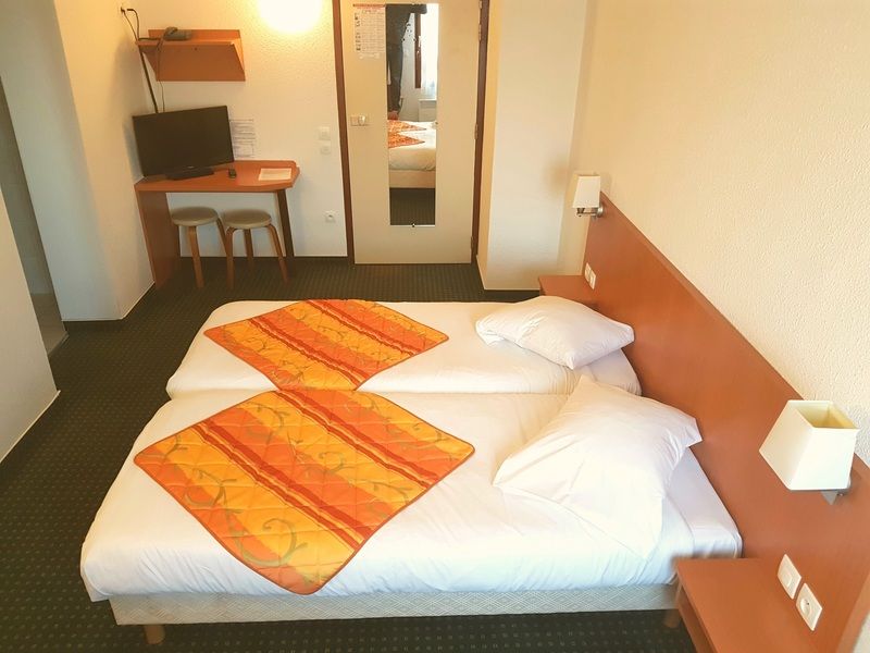 Beddy-Bye Hotel Contrexéville Dış mekan fotoğraf